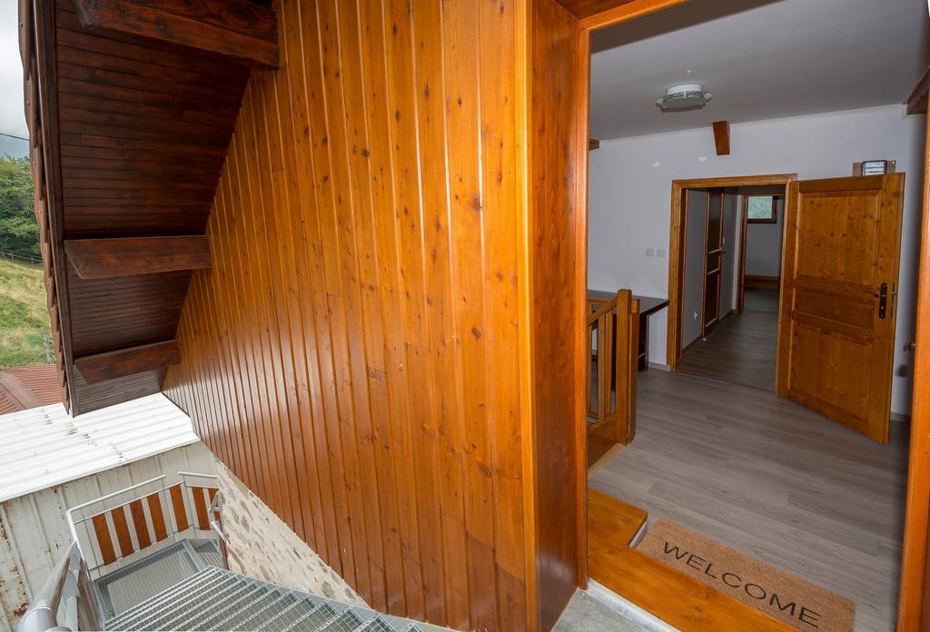 Bed and Breakfast Le Carnival Laval  Exterior foto