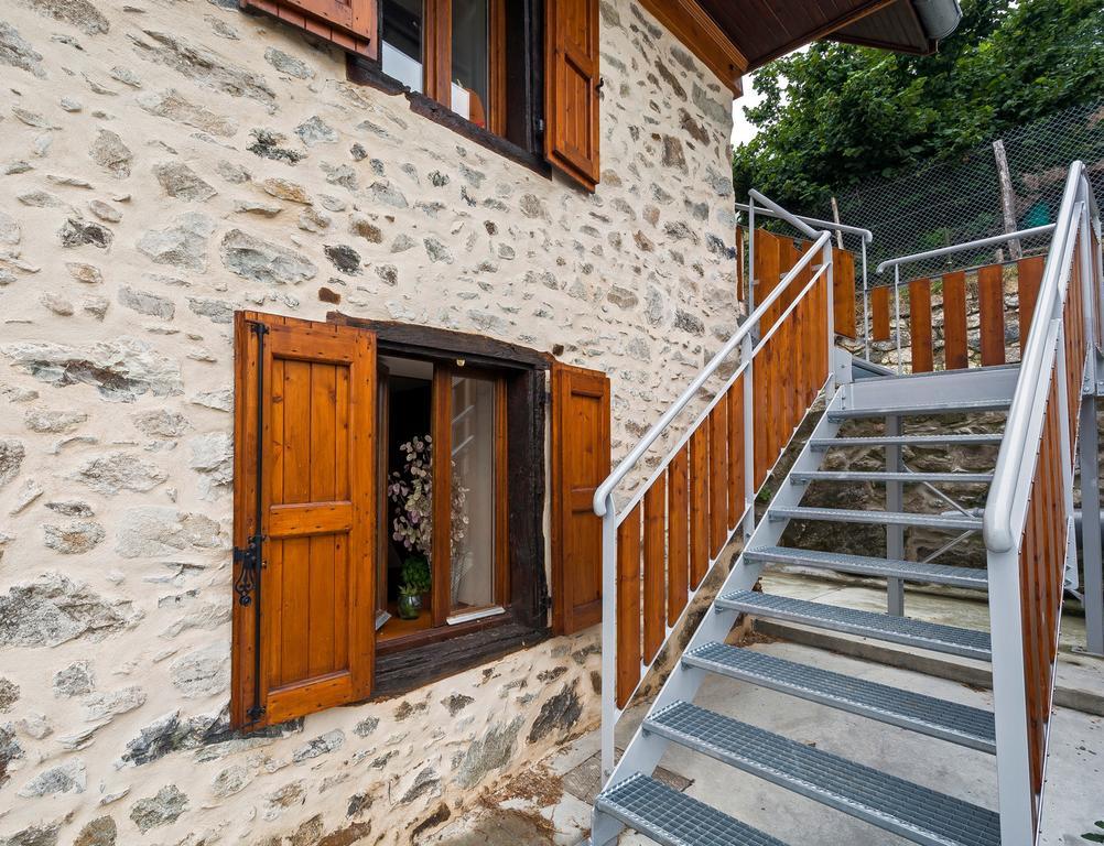 Bed and Breakfast Le Carnival Laval  Exterior foto